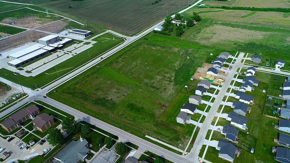 More Photos Of 01 Iowa Ave, Indianola Land For Sale