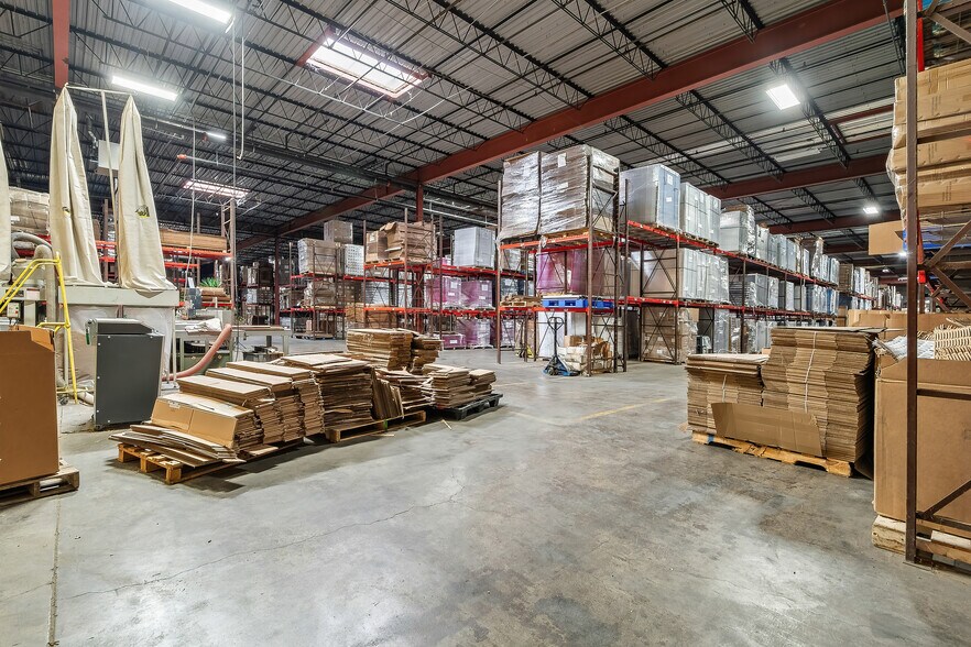 More Photos Of 232 Division St, Kingston Warehouse For Lease