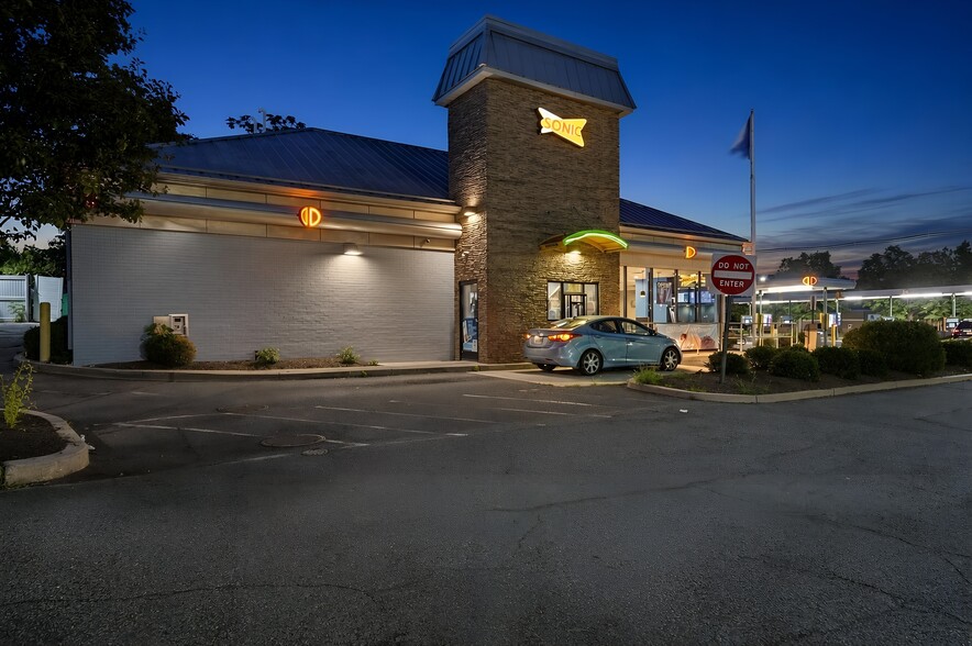 More Photos Of 1660 N Olden Avenue Ext, Ewing Fast Food For Sale