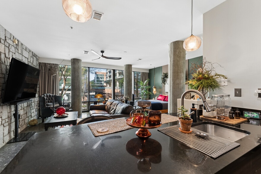 More Photos Of 845 Spring St NW, Atlanta Apartments For Sale