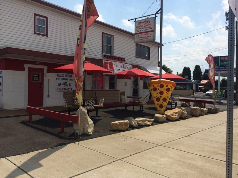 More Photos Of 1130 Pembroke Rd, Bethlehem Storefront Retail Residential For Lease