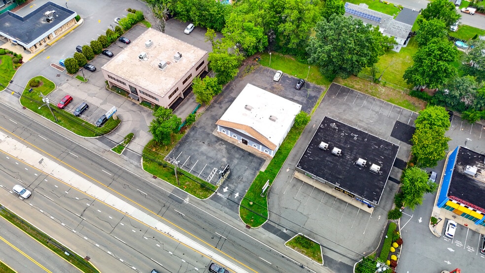 More Photos Of 1116 W Route 46, Parsippany Storefront Retail Office For Lease
