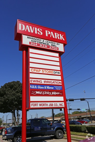 More Photos Of 5205 Davis Blvd, North Richland Hills General Retail For Lease