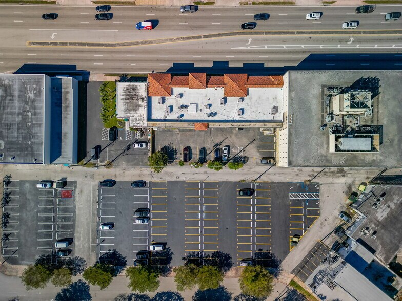 More Photos Of 430 S Dixie Hwy, Miami Office For Lease