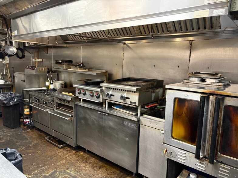 More Photos Of 1134 Washington St E, Lewisburg Restaurant For Sale