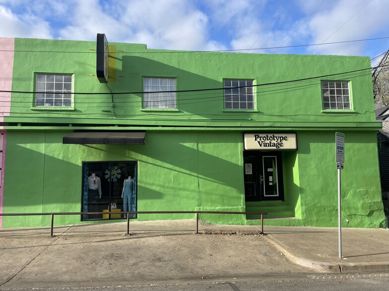 More Photos Of 1700 S Congress Ave, Austin Storefront For Lease