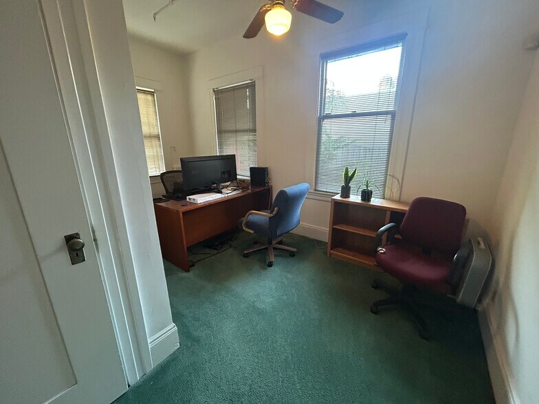 More Photos Of 1410 Jackson St, Oakland Office For Sale