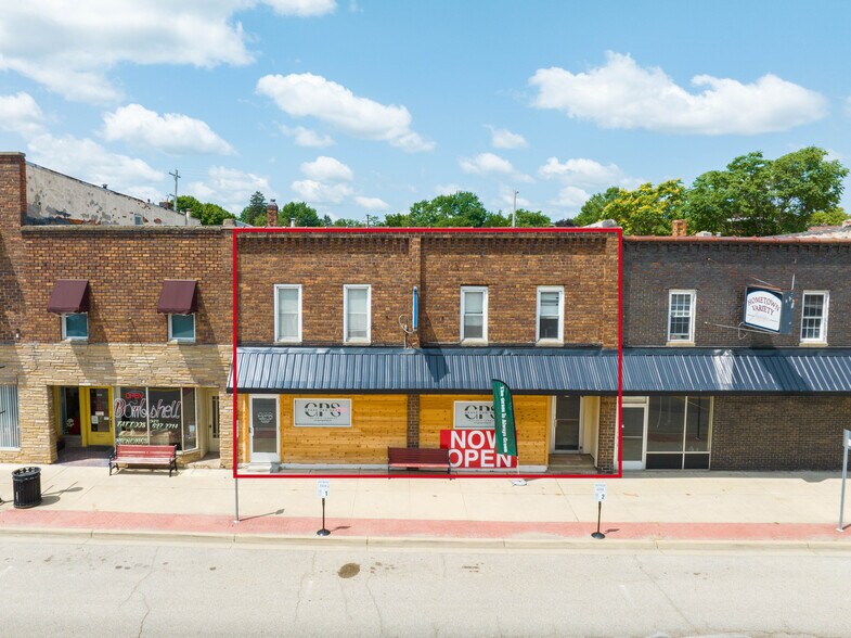 More Photos Of 115-117 N Shiawassee St, Corunna Storefront Retail Residential For Lease