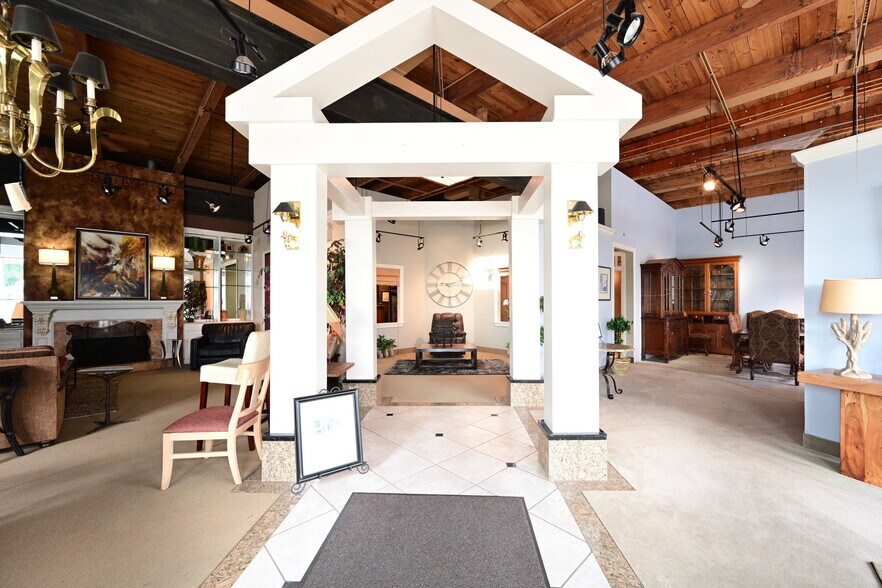 More Photos Of 21180 Lorain Rd, Fairview Park Freestanding For Sale