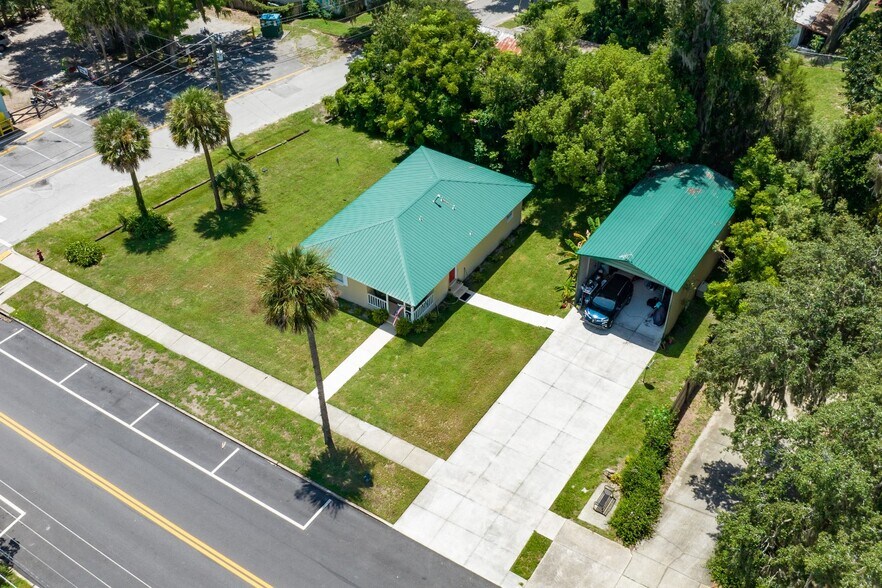 More Photos Of 105 Central Ave, Crescent City Office For Sale