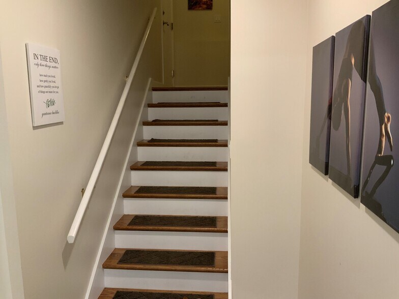 More Photos Of 39 Jordan St, Skaneateles Loft Creative Space For Lease