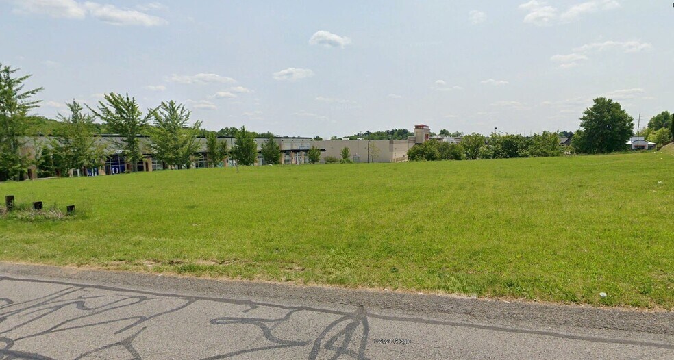 Primary Photo Of 10810 Perry Hwy, Wexford Land For Lease