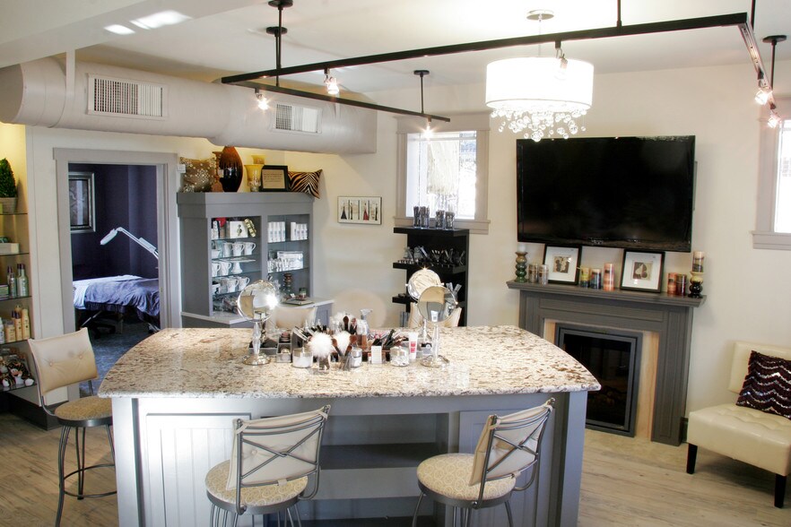 More Photos Of 2845 Wyandot St, Denver Freestanding For Sale
