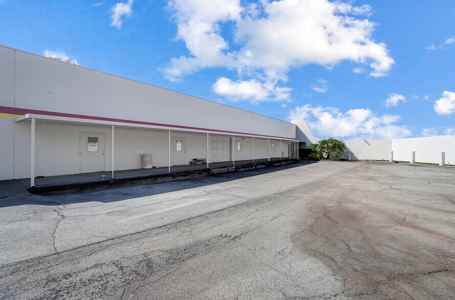 More Photos Of 4745 Wadsworth Rd, Dayton Warehouse For Lease