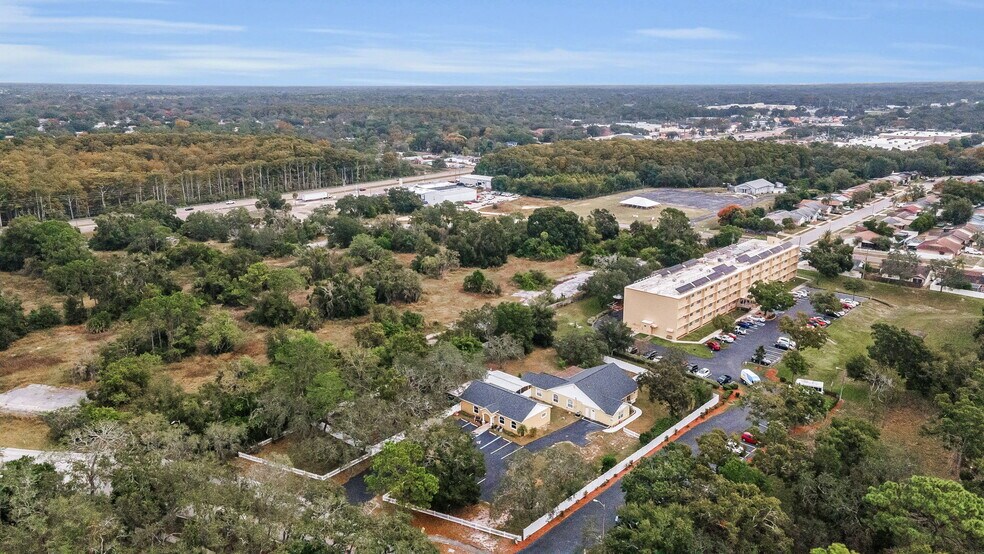More Photos Of 11748 La Madera Blvd, Port Richey Office For Sale