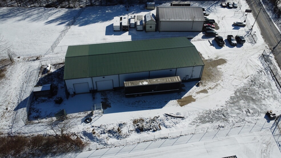 More Photos Of 139 Penn Manor Rd, Irwin Manufacturing For Lease