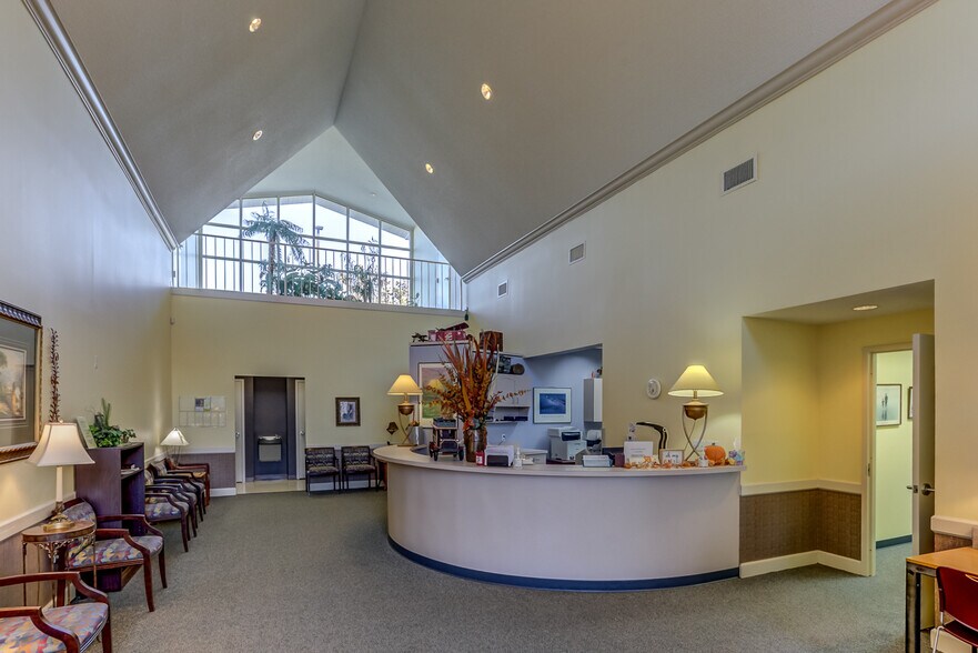 More Photos Of 60 Physicians Ln, Southaven Medical For Lease