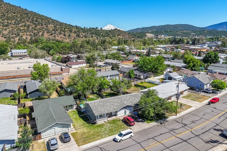 More Photos Of , Yreka Unknown For Sale