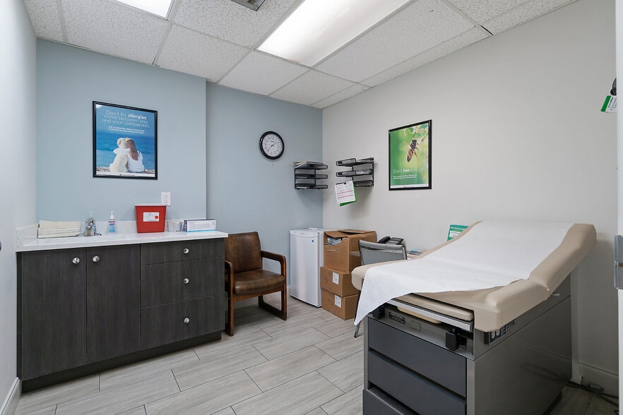 More Photos Of 2280 W Atlantic Ave, Delray Beach Medical For Sale