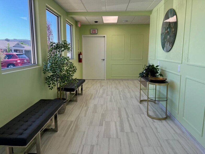 More Photos Of 4872 Socialville-Fosters, Mason Medical For Lease