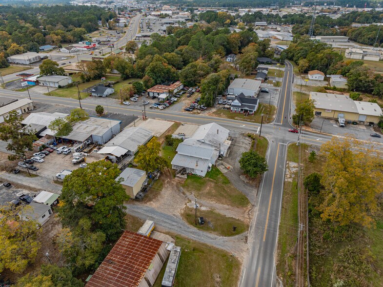 More Photos Of 301 Ridge Ave S, Tifton Specialty For Sale