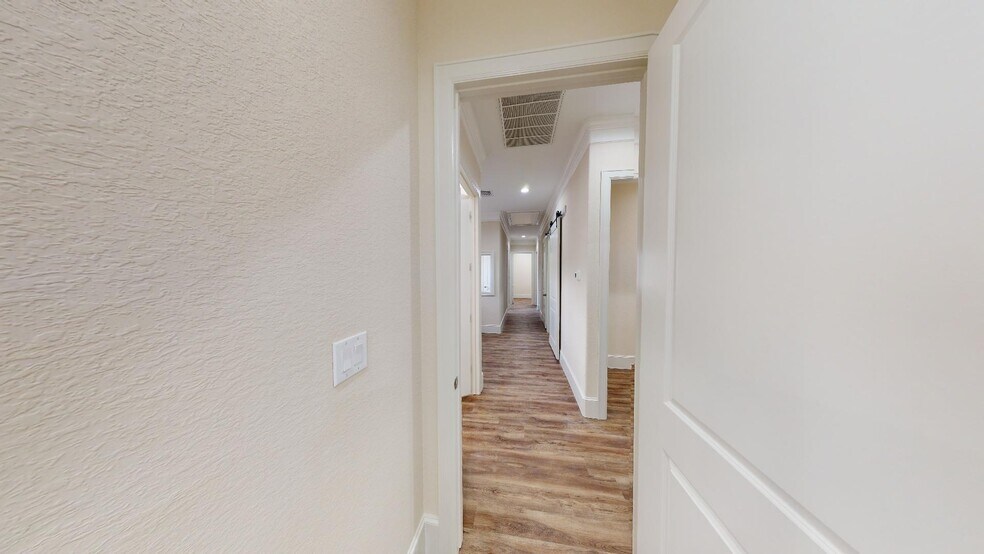 More Photos Of 11023 Northpointe Blvd, Tomball Medical For Sale