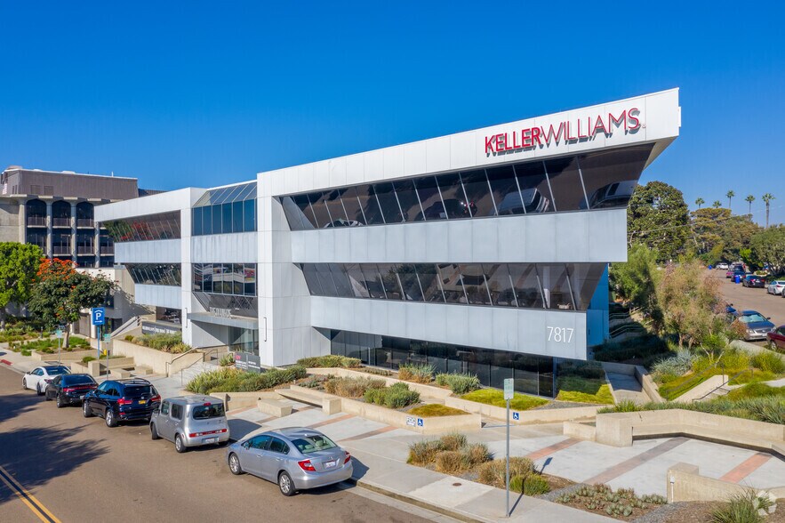 More Photos Of 7817 Ivanhoe Ave, La Jolla Office For Lease