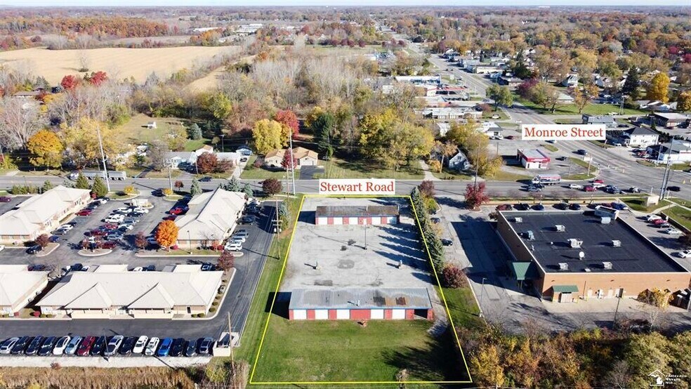 Primary Photo Of 227 Stewart Rd, Monroe Carwash For Sale