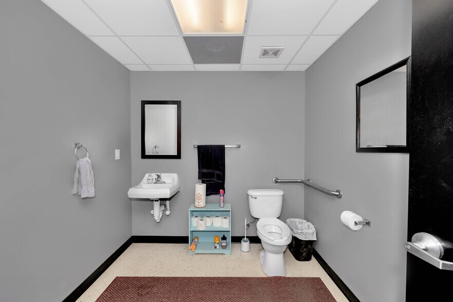 More Photos Of 6594 Old Railroad Bed Rd, Toney Manufacturing For Lease