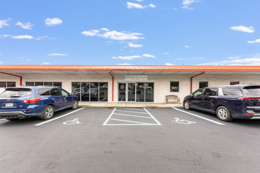 More Photos Of 1 Suburban Ct, Morgantown Office For Lease