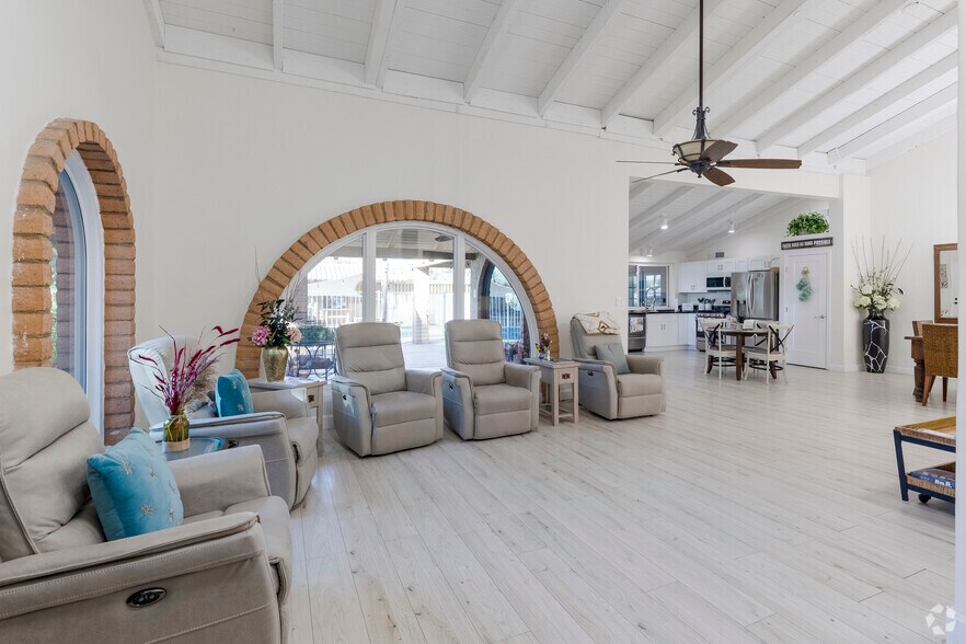 More Photos Of 6710 E Fanfol Dr, Paradise Valley Assisted Living For Sale