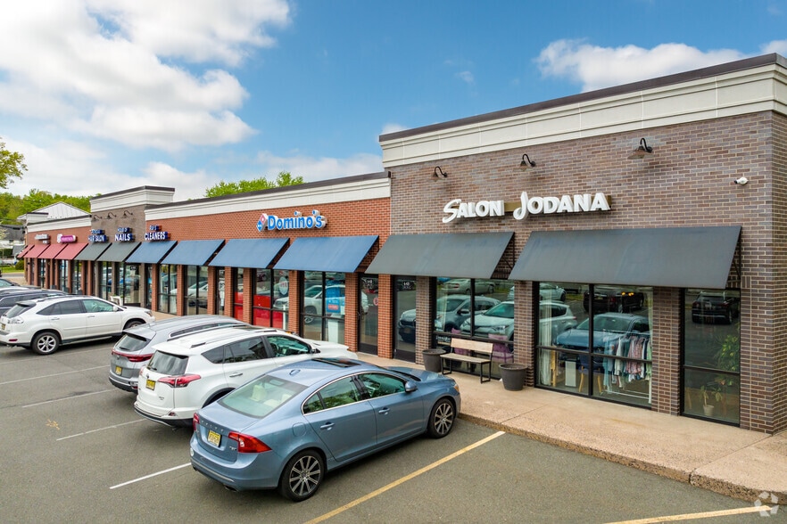 More Photos Of 644-658 Godwin Ave, Midland Park Storefront Retail Office For Lease