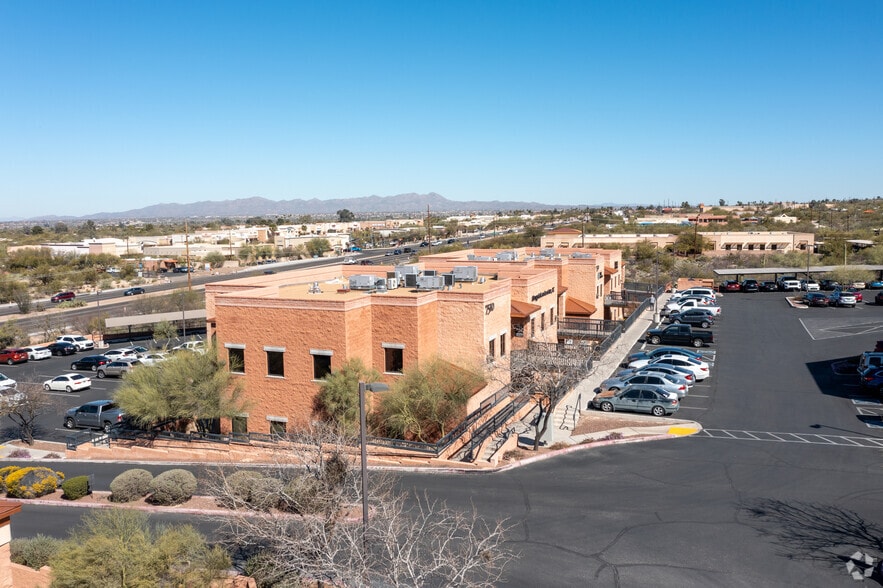 More Photos Of 7490 N Oracle Rd, Tucson Unknown For Lease
