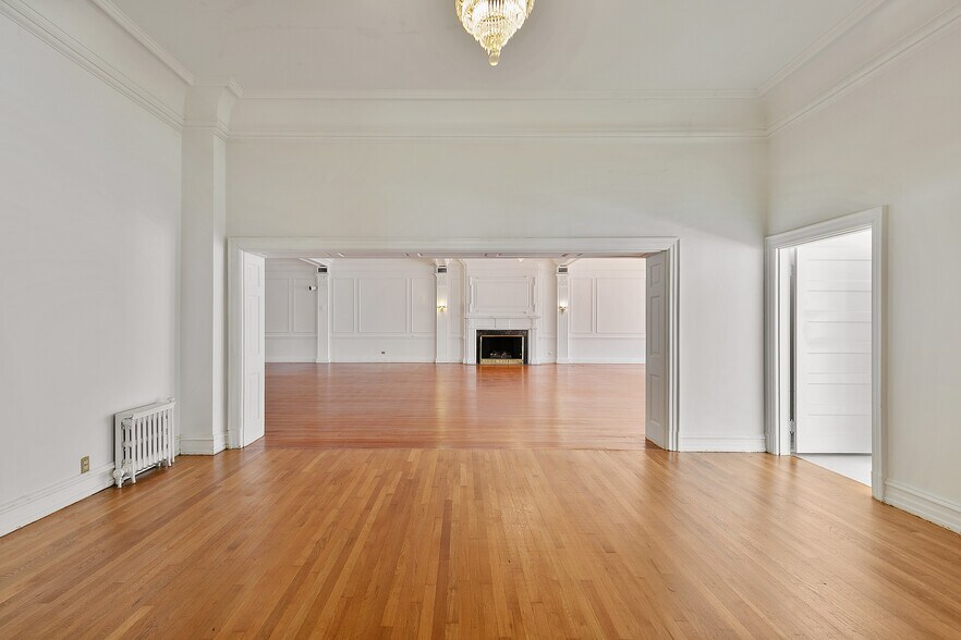 More Photos Of 2500 E Marshall St, Richmond Office For Lease