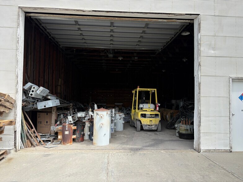 More Photos Of 415 Broad Ave, Stanton Industrial For Sale