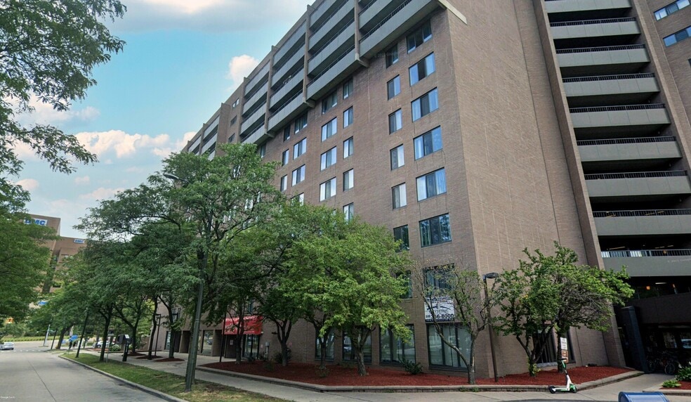 More Photos Of 4 E Alexandrine St, Detroit Apartments For Lease