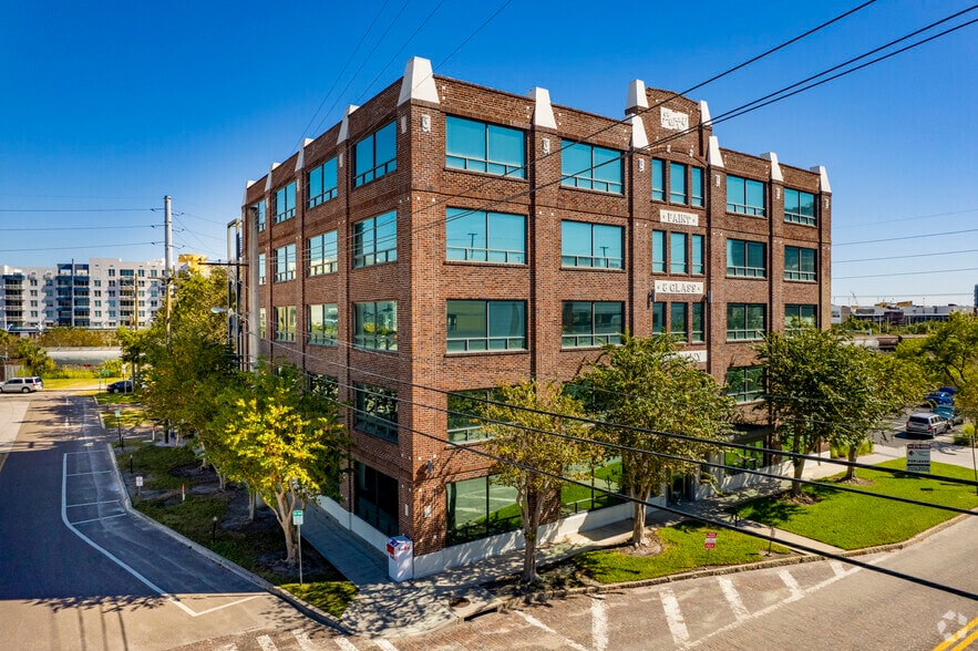 More Photos Of 109 N Brush St, Tampa Office For Lease