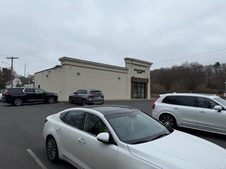 More Photos Of 474 N Main St, Southington Storefront For Lease