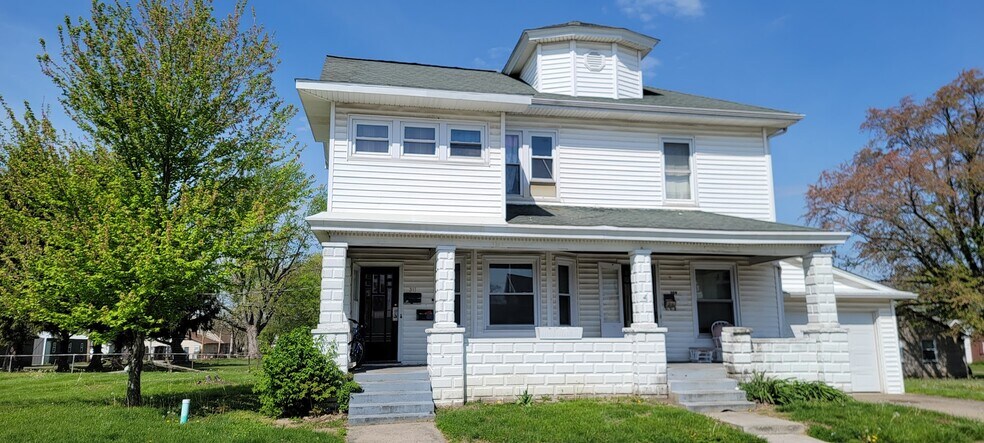 Primary Photo Of , Washington Multifamily For Sale