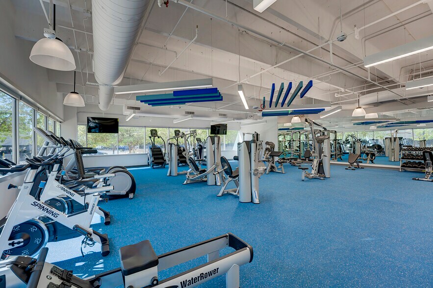 More Photos Of 3855 Lewiston St, Aurora Unknown For Lease