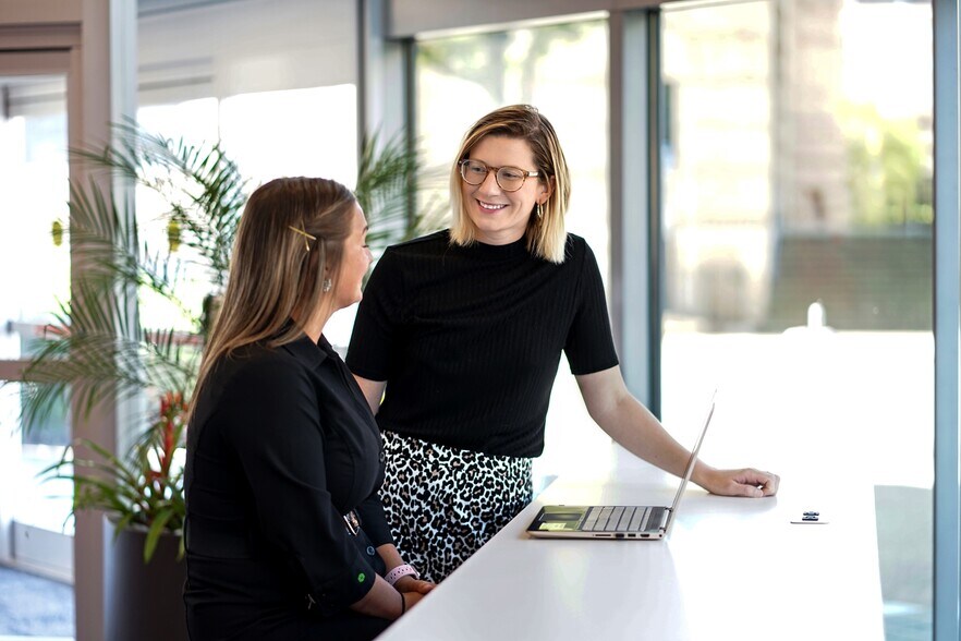 More Photos Of 500 Lee St E, Charleston Office For Lease