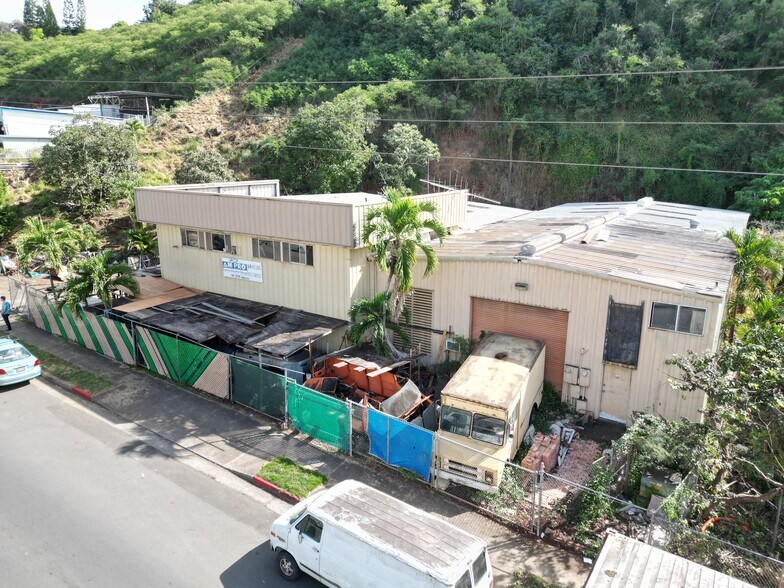 More Photos Of 96-1243 Waihona St, Pearl City Warehouse For Sale