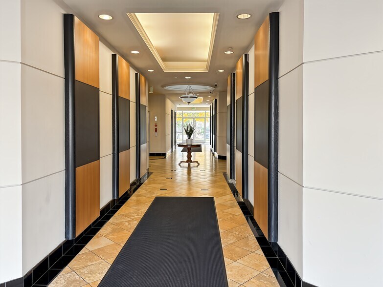 More Photos Of 20937 Ashburn Rd, Ashburn Coworking Space