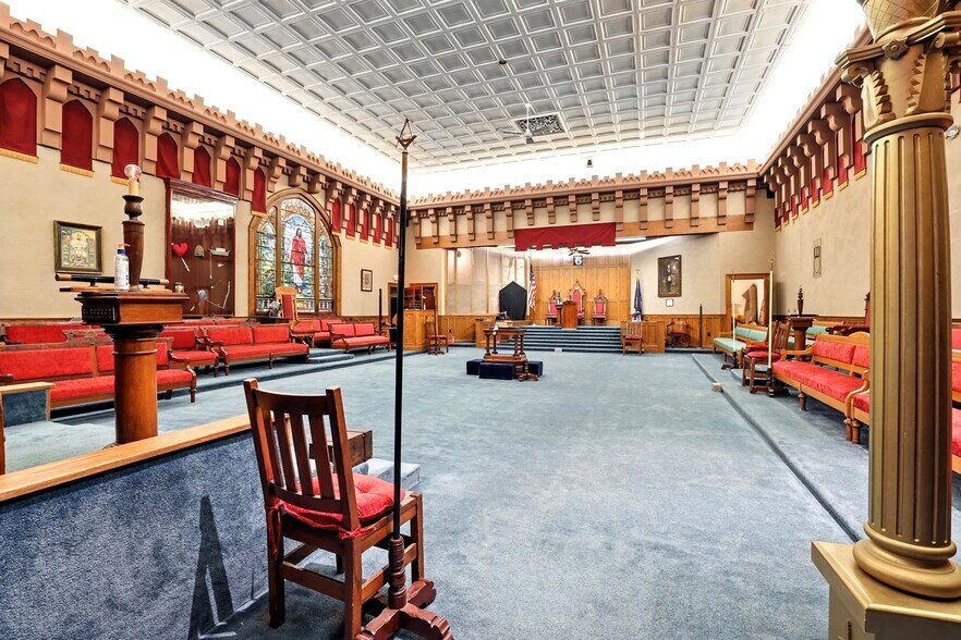 More Photos Of 58 S Main St, Franklin Religious Facility For Sale