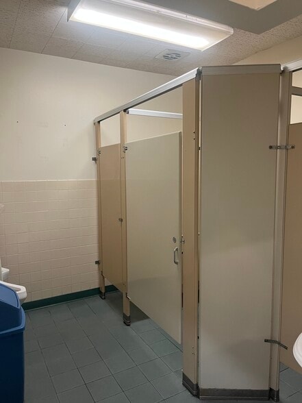 More Photos Of 5909 Camden St, Oakland Daycare Center For Sale