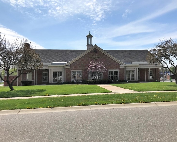 More Photos Of 1617 23rd St, Port Huron Bank For Sale