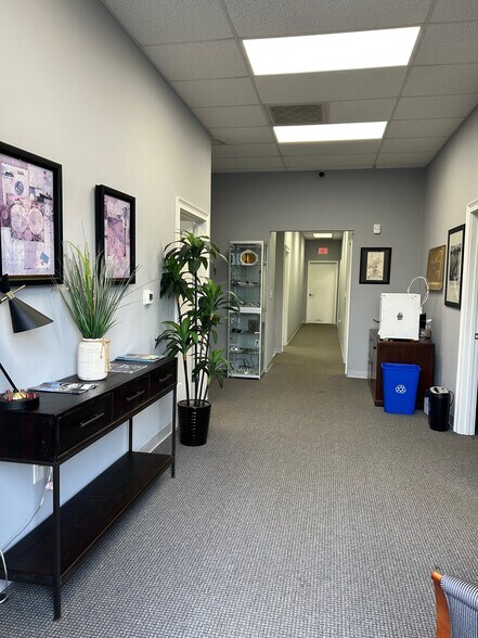 More Photos Of 197 Byers Creek Rd, Mooresville Research And Development For Lease