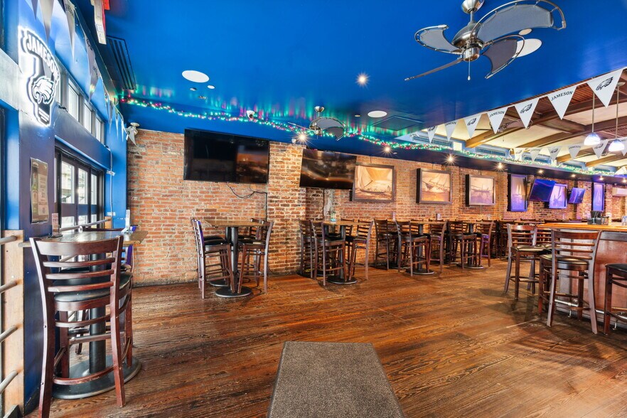 More Photos Of , Philadelphia General Retail For Sale