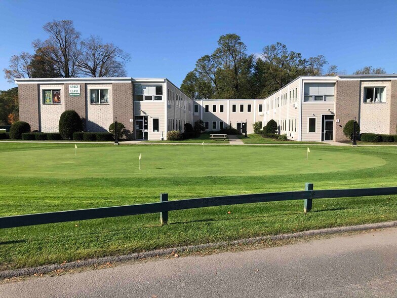 More Photos Of 1 Barney Rd, Clifton Park Medical For Lease