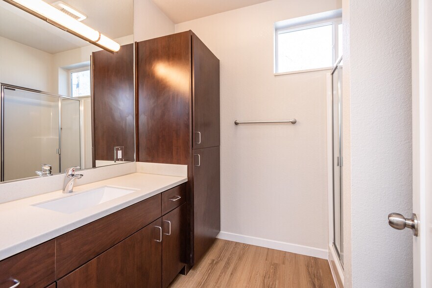 More Photos Of 519 T St, Sacramento Apartments For Sale